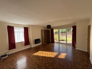 Photo 11- click for photo gallery